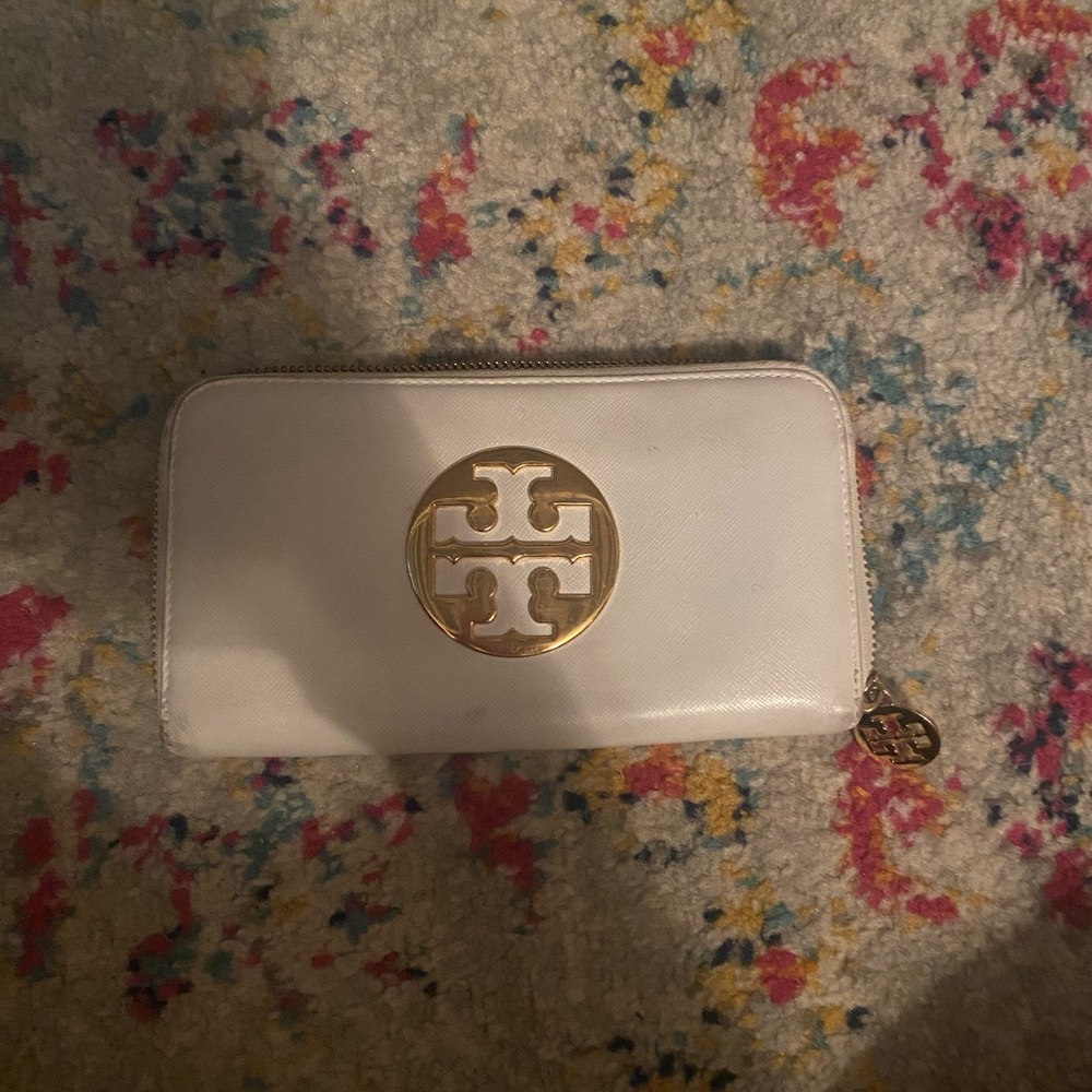 White Tory Burch Wallet